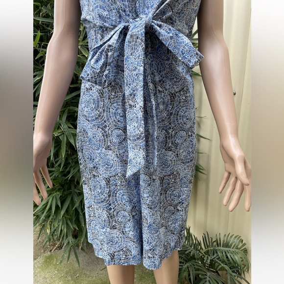 DAVID LAWRENCE Blue Cotton Printed Tie Front Sleeveless Midi Dress - Picture 5 of 14